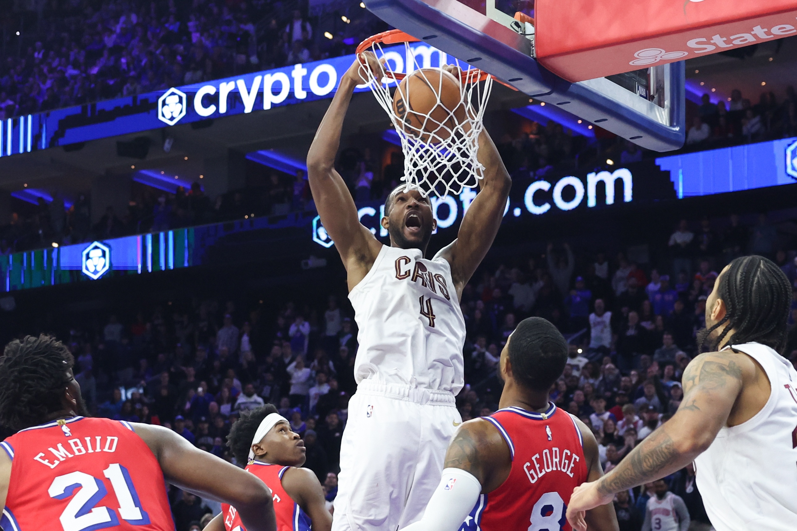 b体育app-扣篮绝杀对手！莫布里12中6&amp;三分5中1 拿到15分5板4助4帽