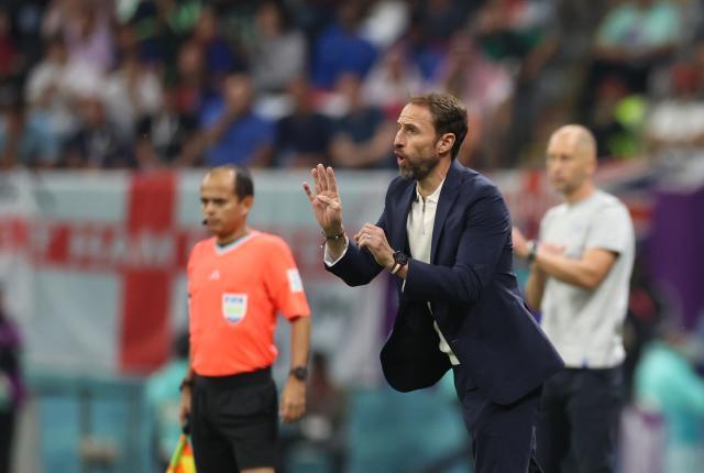 b体育官网-基恩:我们原本都盼着福登出战 英格兰表现太糟糕